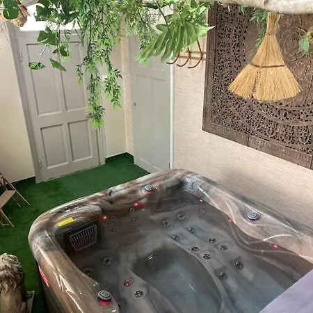 Domaine Les Tourelles 3 * Caffiers